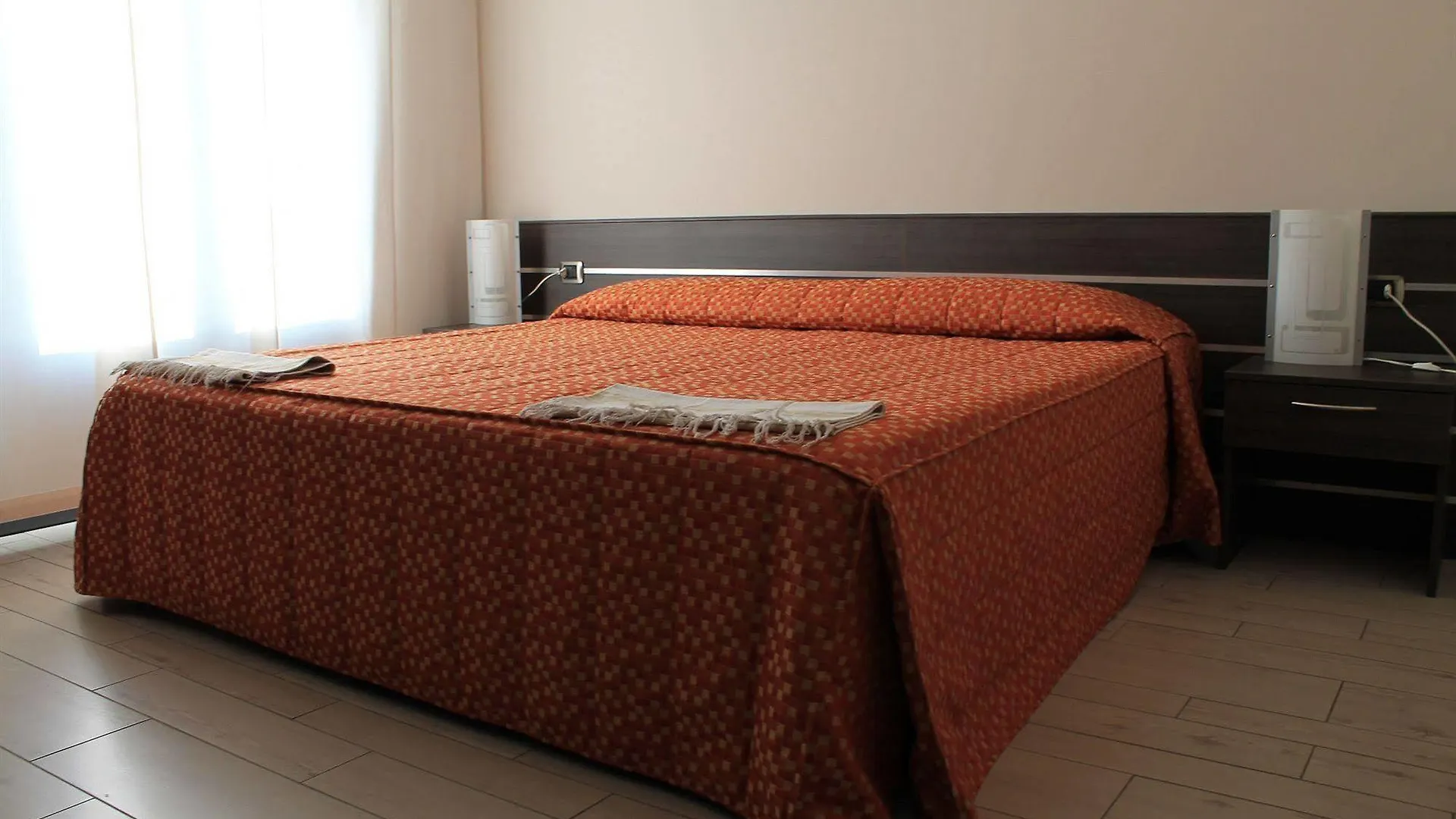 Hotel Residence Aurora Paderno Dugnano